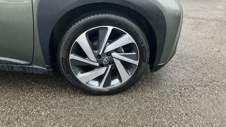 Toyota Aygo X 1.0 VVT-i Edge 5dr Auto Petrol Hatchback